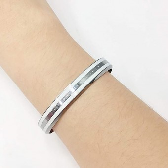 Daniel Wellington Carved Silver Plated Bangle